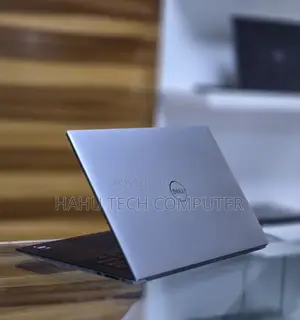 New Laptop Dell Precision 5540 16GB Intel Core i9 SSD 512GB