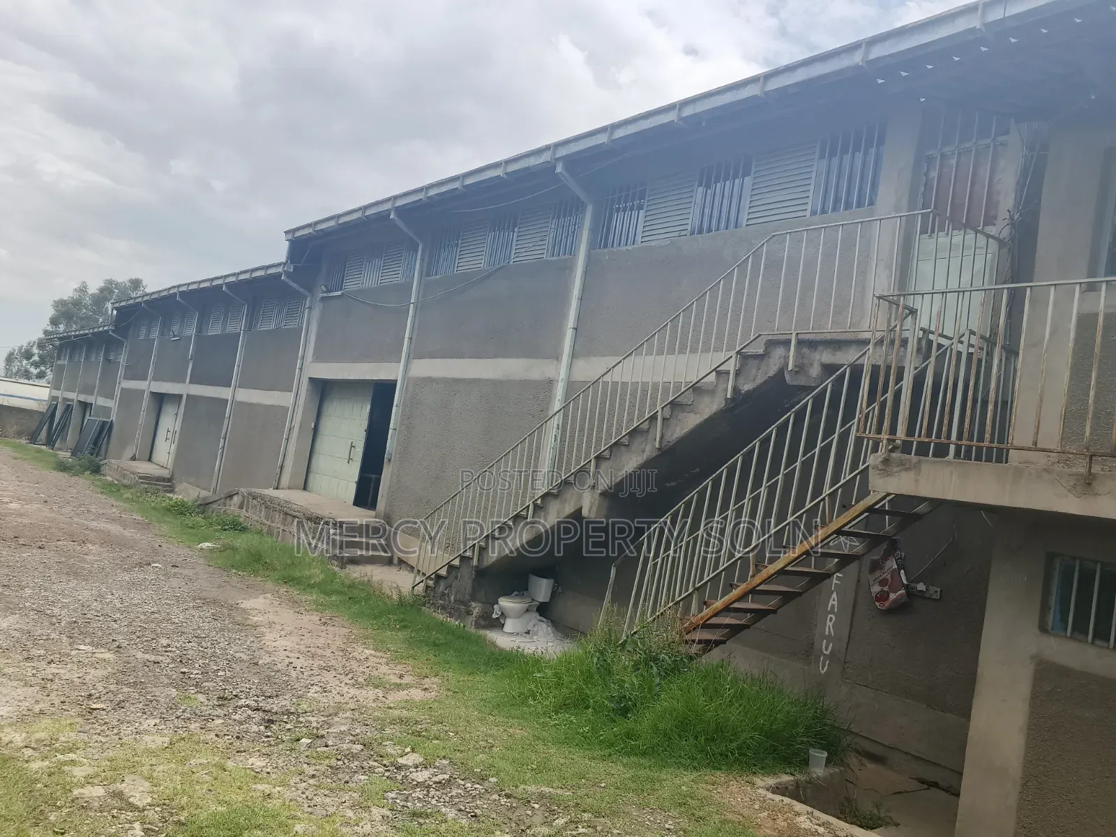 መጋዘን ኪራይ ቃሊቲ አአ በቂ ቢሮ ያለው Warehouse for Lease With G+1 Office