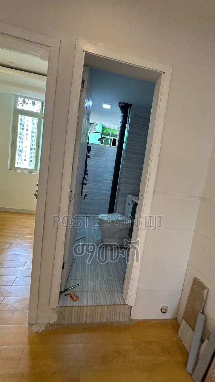 Furnished 3bdrm Condo in አያት 40/60 ኮንዶሚኒየም, Bole for sale