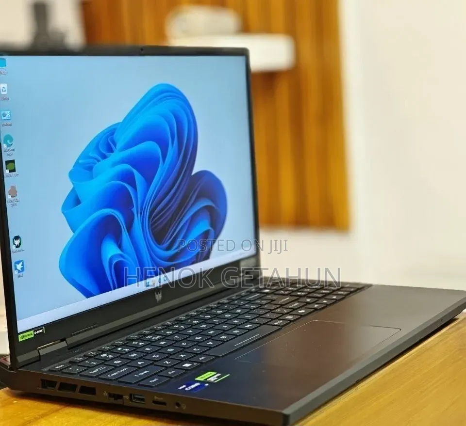 New Laptop Acer Predator Helios 300 16GB Intel Core i9 SSD 1T