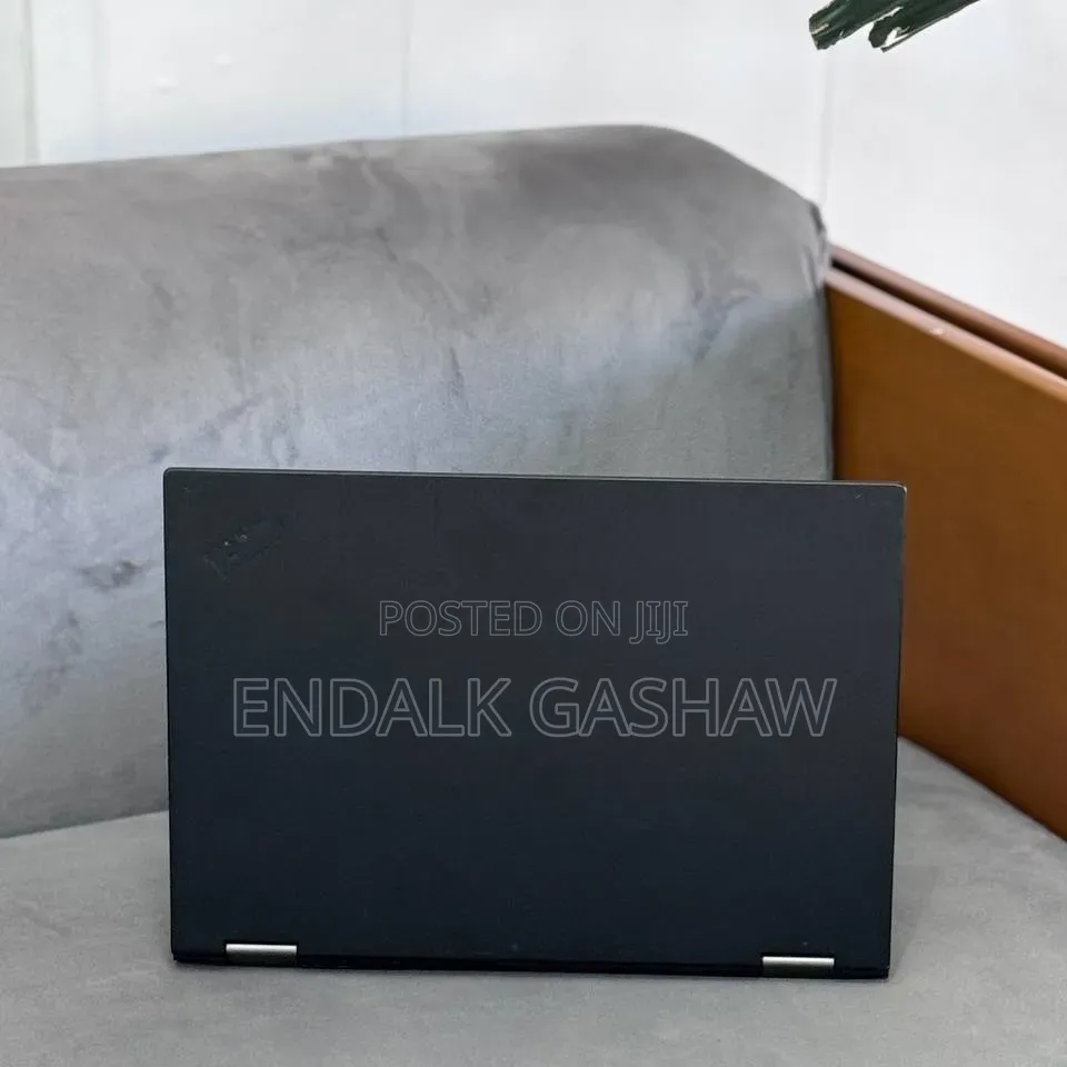 New Laptop Lenovo ThinkPad Yoga 370 8GB Intel Core i5 SSD 256GB