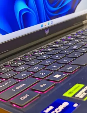 New Laptop Acer Predator Helios 300 16GB Intel Core i9 SSD 1T