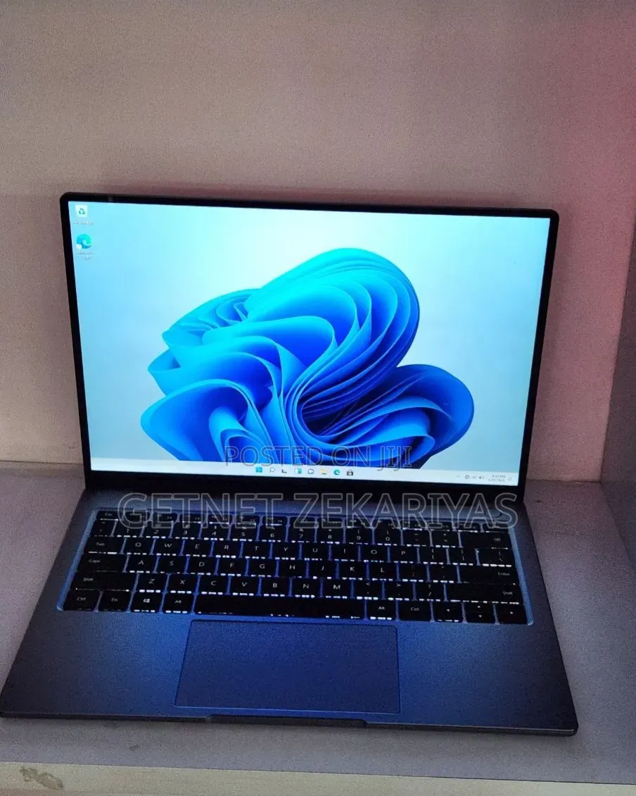 New Laptop Huawei Matebook D 15 16GB Intel Core i7 SSD 512GB