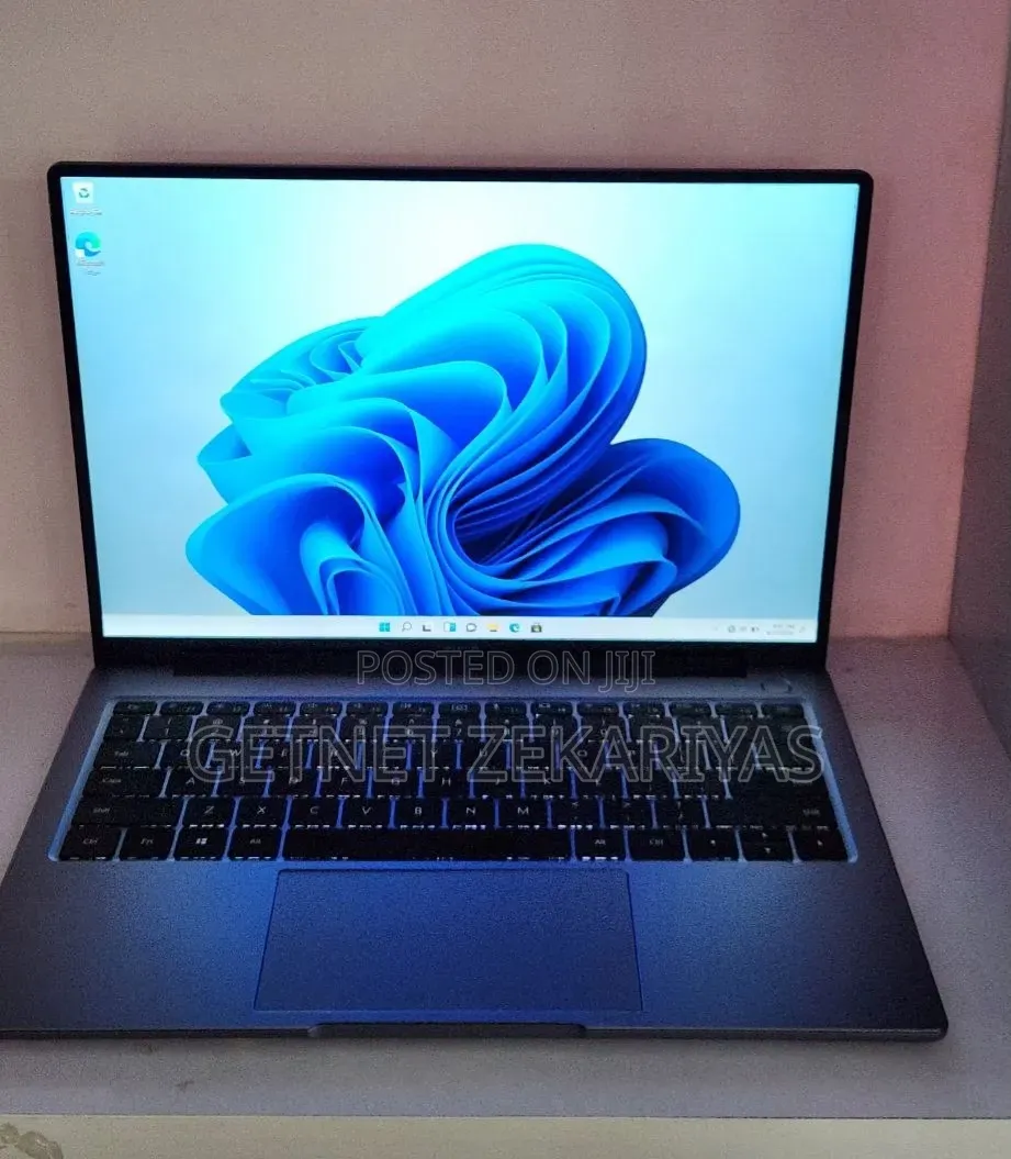 New Laptop Huawei Matebook D 15 16GB Intel Core i7 SSD 512GB