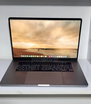 New Laptop Apple MacBook Pro 2019 32GB Intel Core i9 SSD 1T