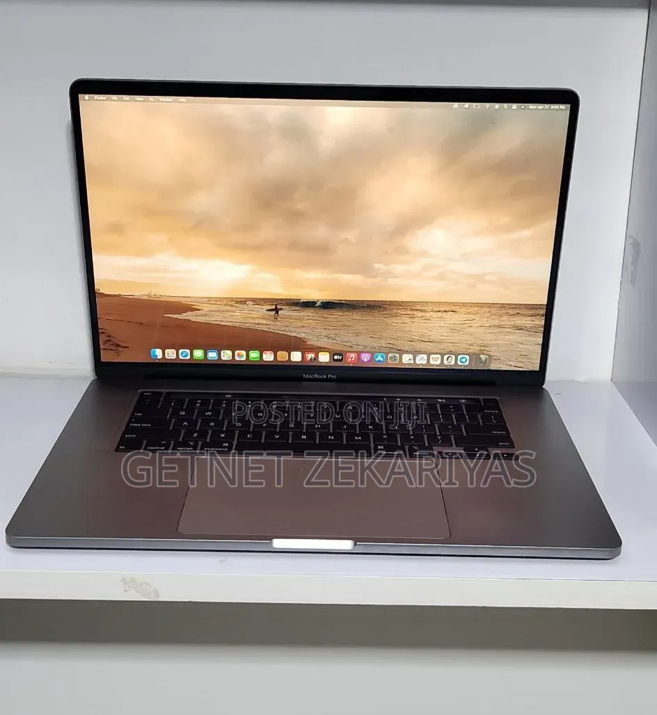 New Laptop Apple MacBook Pro 2019 32GB Intel Core i9 SSD 1T