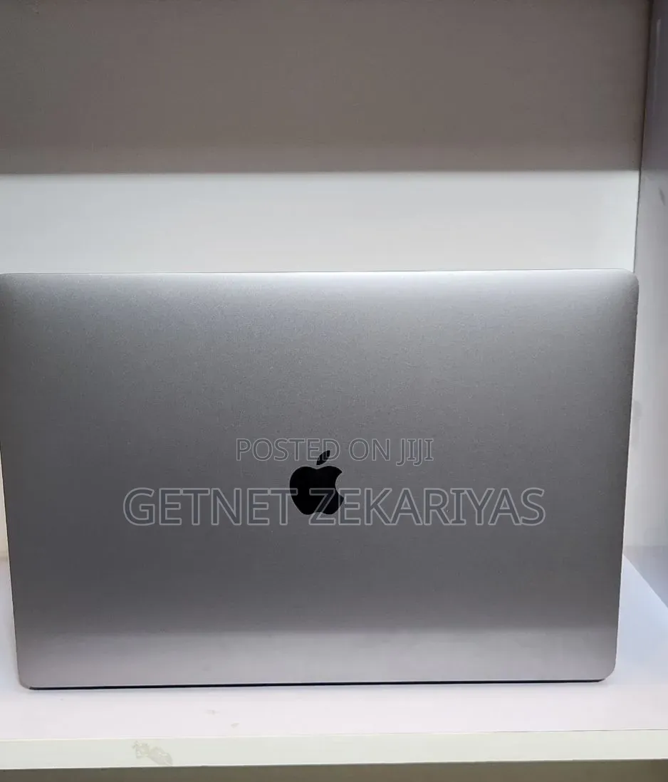 New Laptop Apple MacBook Pro 2019 32GB Intel Core i9 SSD 1T