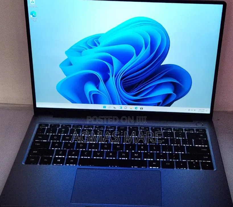 New Laptop Huawei Matebook D 15 16GB Intel Core i7 SSD 512GB