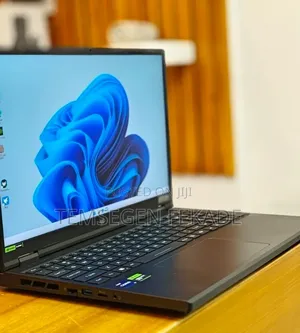 New Laptop Acer Predator Helios 300 16GB Intel Core i9 SSD 1T