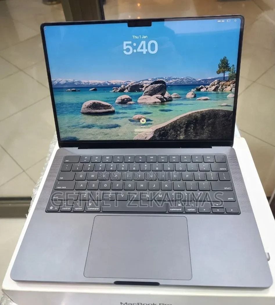 New Apple MacBook Pro 2026 M5 Max 16-inch 16GB Apple M5 SSD 512GB