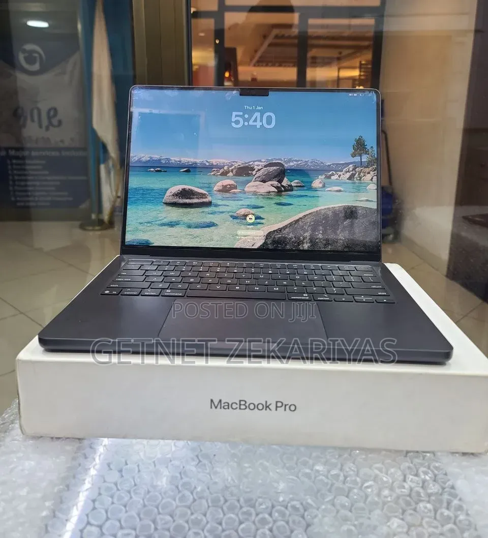 New Apple MacBook Pro 2026 M5 Max 16-inch 16GB Apple M5 SSD 512GB
