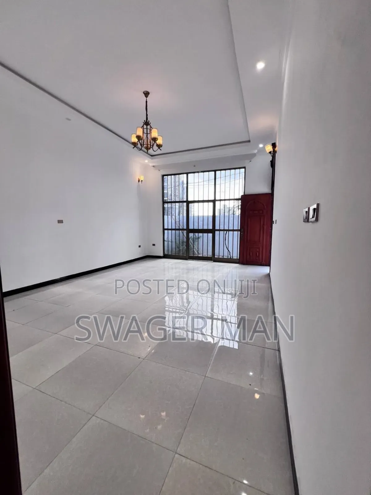 Furnished 5bdrm Villa in Ayat Hose Area, Yeka for sale