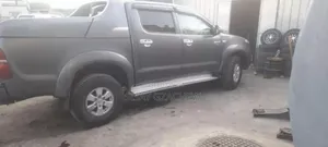 Toyota Hilux 2.5 D-4D 4X4 SRX 2010 Black