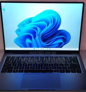 New Laptop Huawei MateBook 13 WRT-W29E 16GB Intel Core i7 SSD 512GB