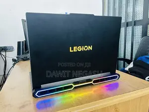 New Laptop Lenovo Legion Pro 7 32GB Intel Core Ultra 9 SSD 1T