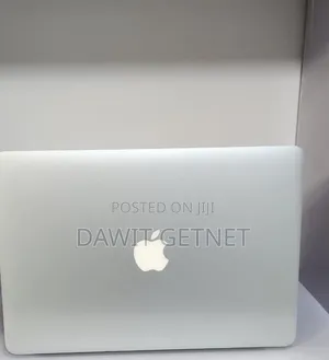 New Laptop Apple MacBook Air 2017 8GB Intel Core i5 SSD 256GB
