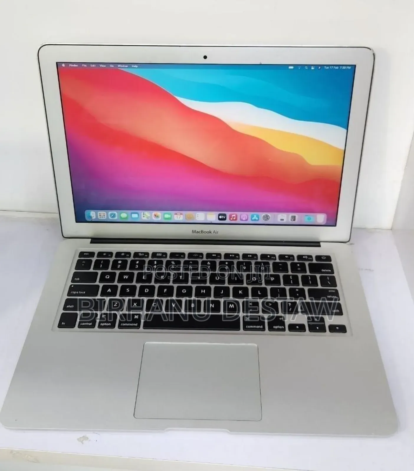 New Laptop Apple MacBook Air 2017 8GB Intel Core i5 SSD 256GB