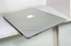 New Laptop Apple MacBook Air 2017 8GB Intel Core i5 SSD 256GB