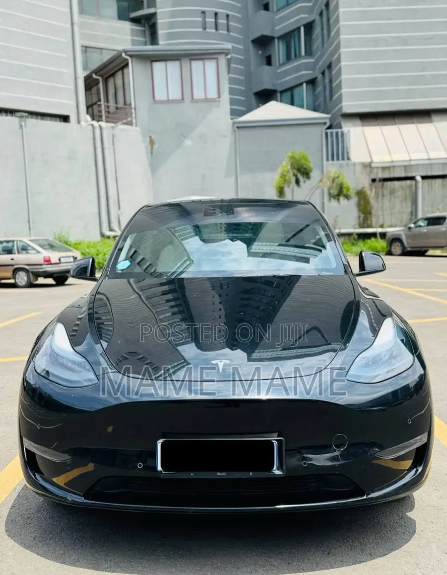 Tesla Model Y 2024 Black
