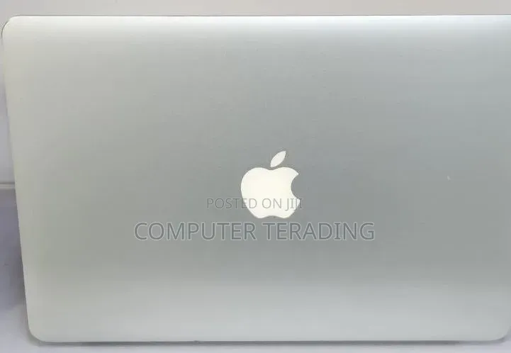 New Laptop Apple MacBook Air 2017 8GB Intel Core i5 SSD 256GB