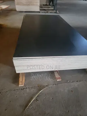 ፕሬይውድ (Plywood)18mm.በፈለጉት ብዛትና ጥራት እናቀርባለን.ጥራቱን የጠበቀ.ፕላይውድ ከፈለጉ ከኛ ይዘዙ