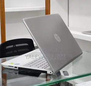 New Laptop HP Pavilion 15 8GB Intel Core i7 SSD 512GB