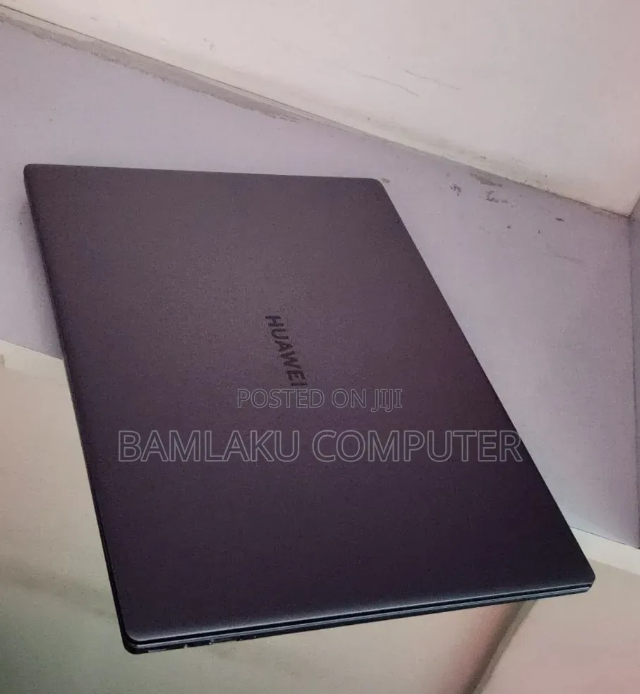 New Laptop Huawei MateBook 13 WRT-W29E 16GB Intel Core i7 SSD 512GB