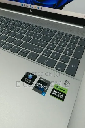 New Laptop HP 16GB Intel Core i7 SSD 1T