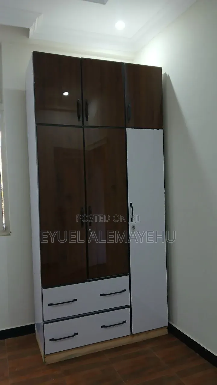 Furnished 6bdrm House in Yeka for sale