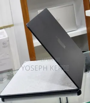 New Laptop Apple MacBook Air 2025 M4 13-inch 16GB Apple M4 SSD 256GB