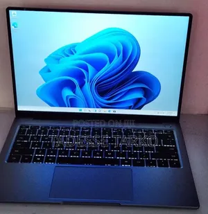 New Laptop Huawei MateBook HZ-W19 16GB Intel Core i7 SSD 512GB