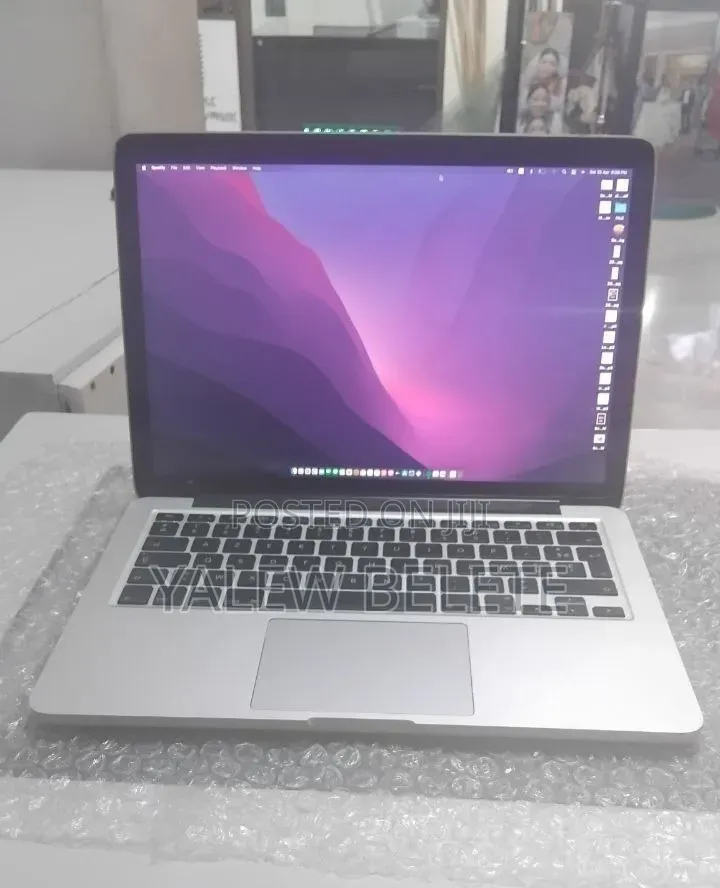 New Laptop Apple MacBook Pro 2015 8GB Intel Core i5 SSD 128GB