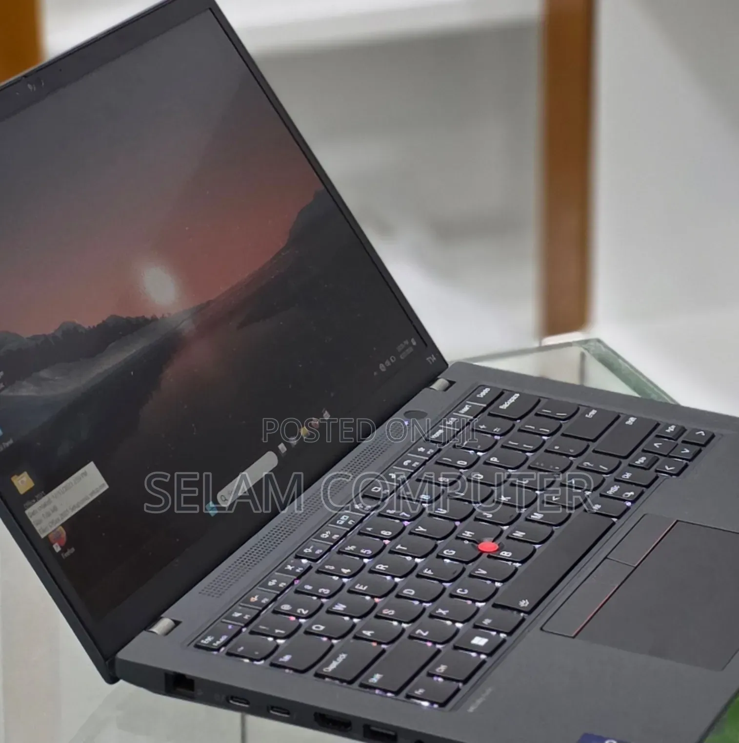 New Laptop Lenovo ThinkPad T14 16GB Intel Core i5 SSD 256GB