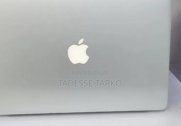 New Laptop Apple MacBook Air 2017 8GB Intel Core i5 SSD 256GB
