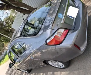 Mitsubishi Attrage 2021 Silver