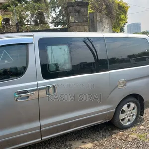 Hyundai Starex 2013 Silver