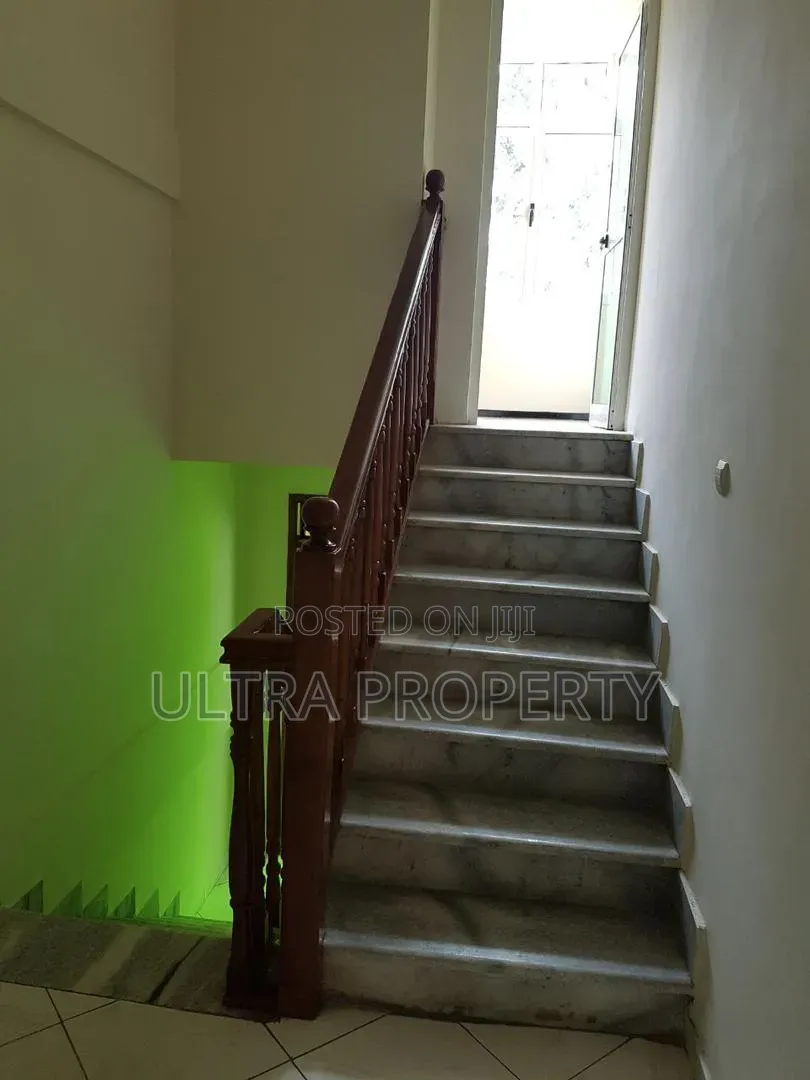 3bdrm House in Bole for sale