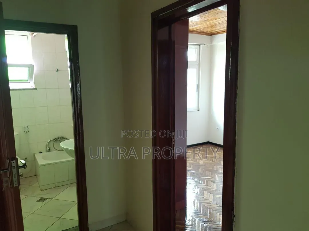 3bdrm House in Bole for sale