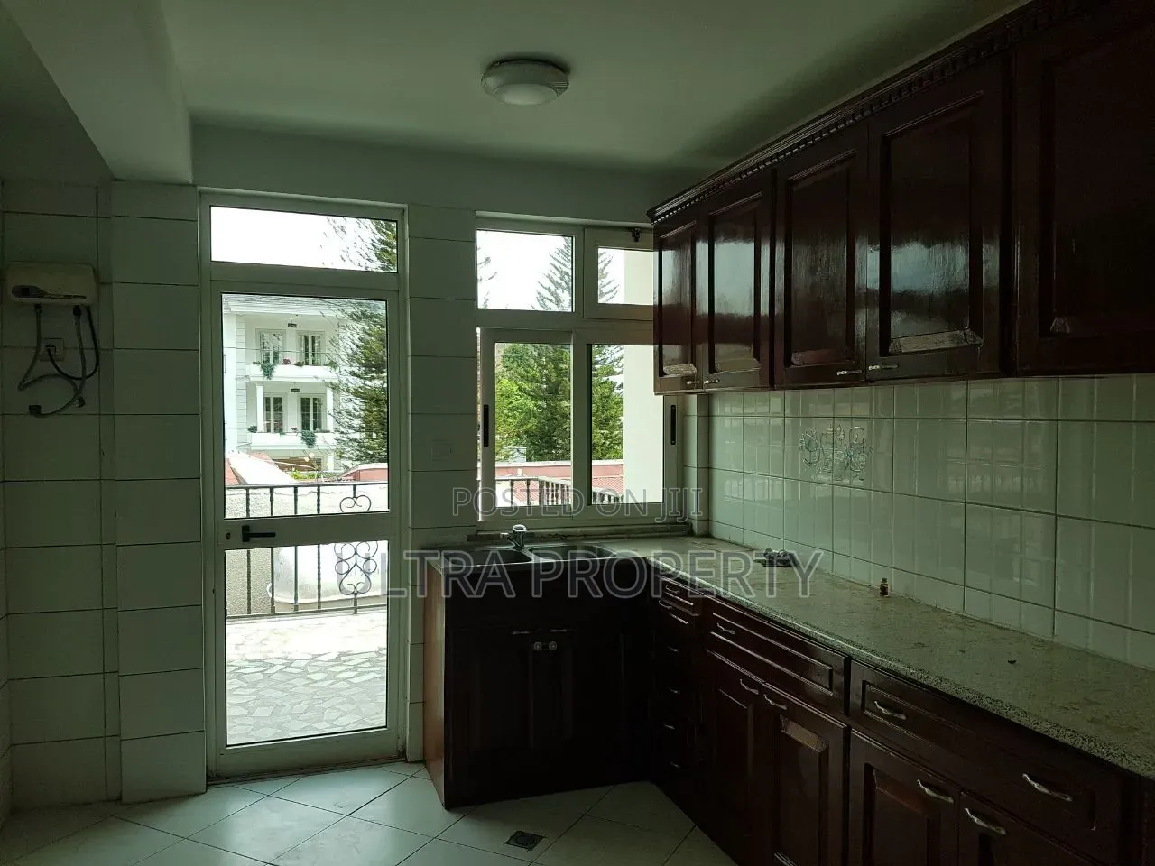 3bdrm House in Bole for sale