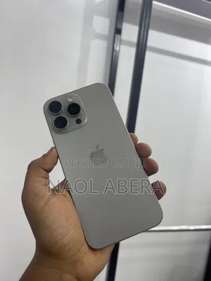 New Apple iPhone 16 Pro Max 256 GB Silver