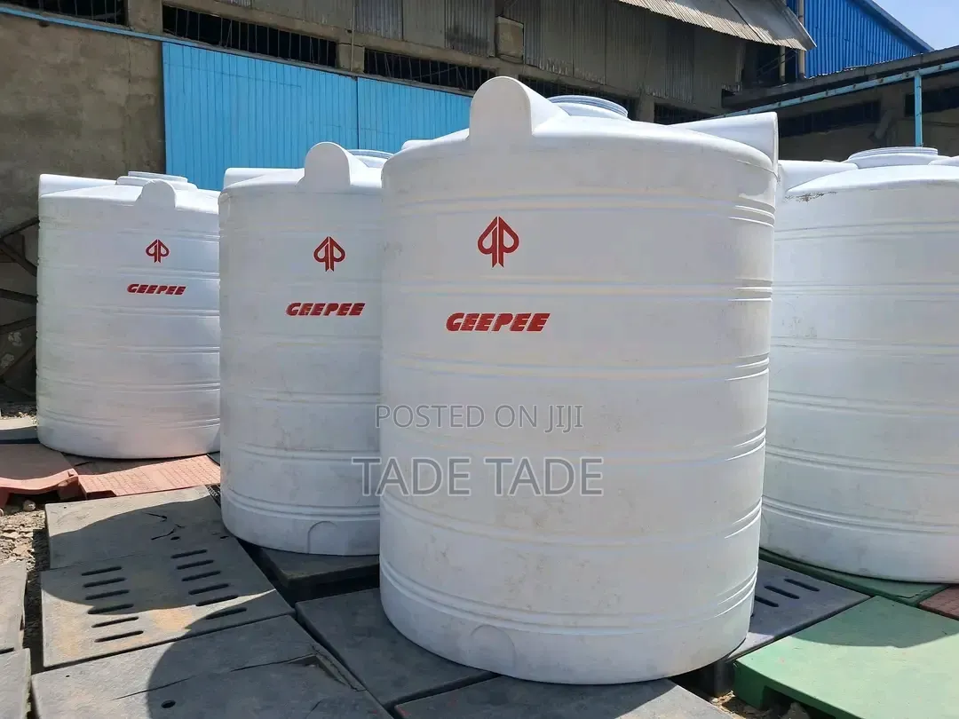 ጥራት ያላቸው Geepee Plastic Water Tanker Roto P.L.C