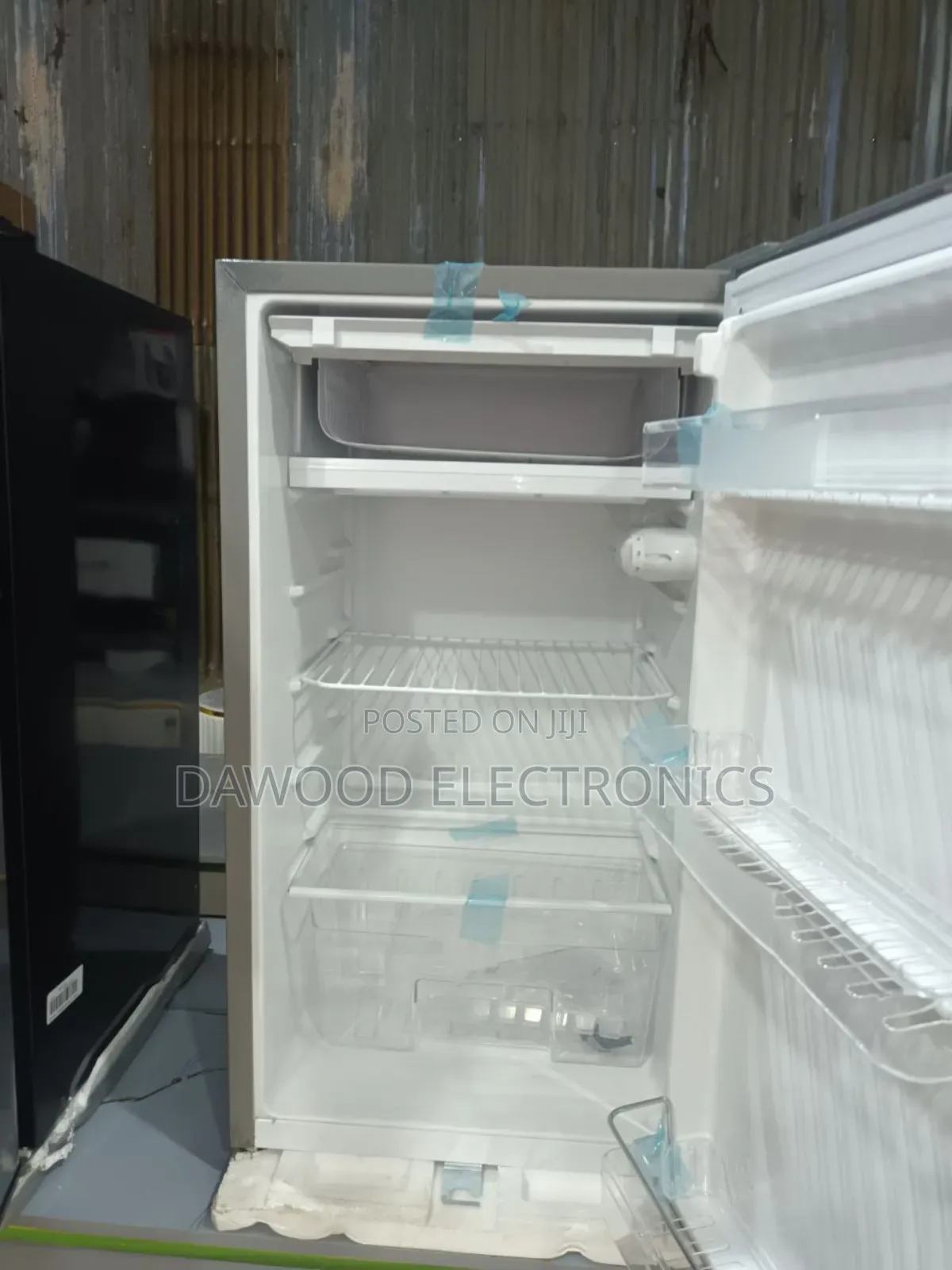 Boss Single Door Refrigerator