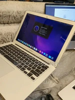 Laptop Apple MacBook 2017 8GB Intel Core i5 SSD 250GB