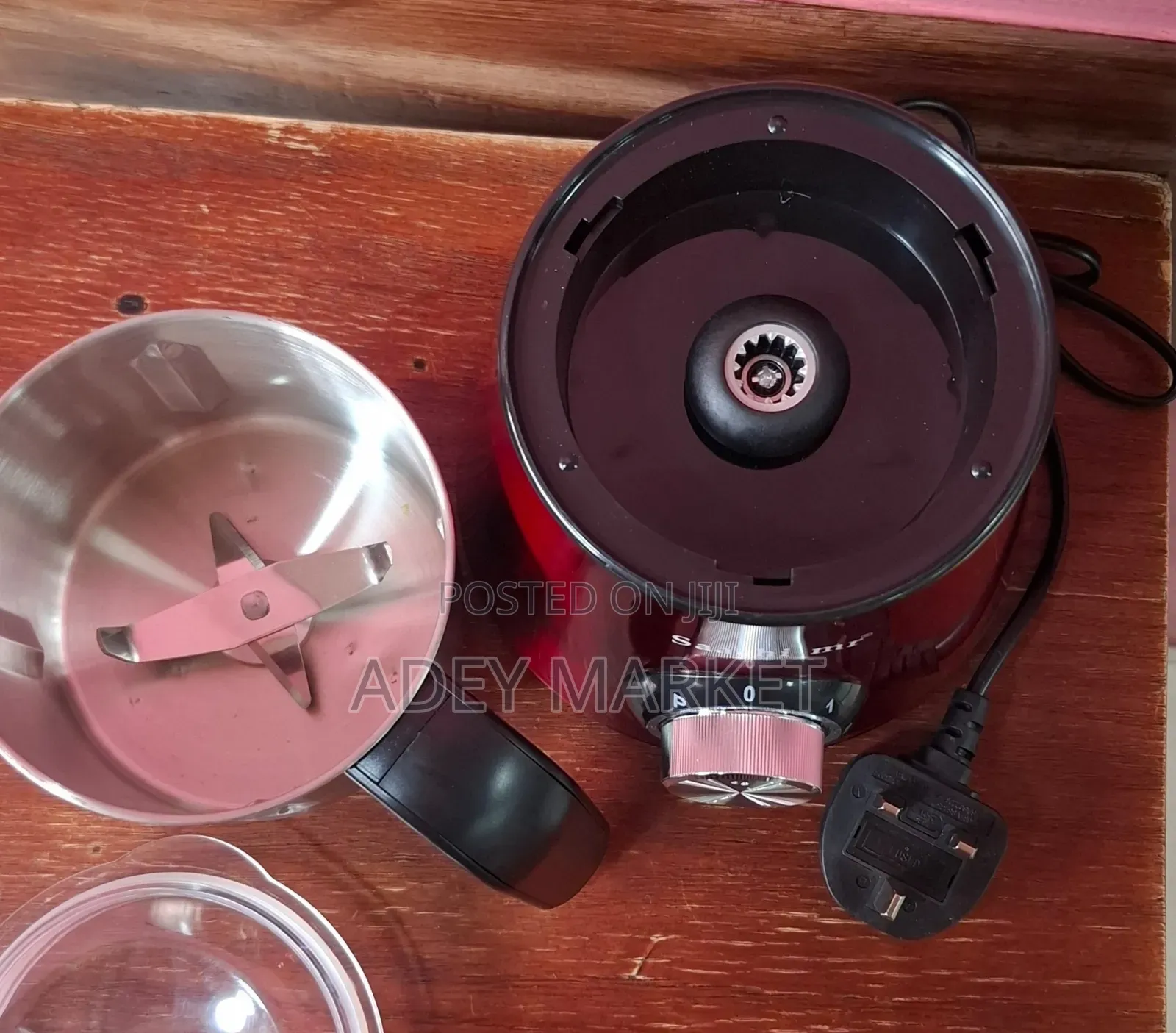 .Mr. Saachi Multifunctional Grinder
