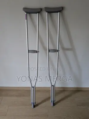 Adult Walking Crutches(Pair卌文provides Additional Strength to Weight