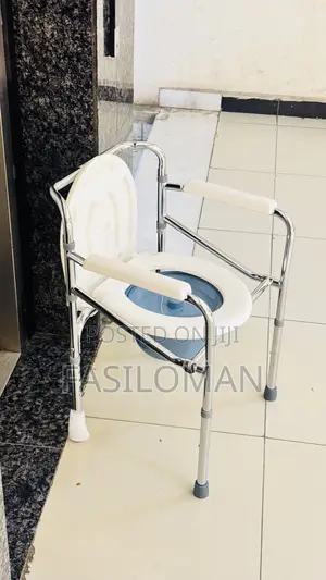 የአዋቂ የሽንትቤት መቀመጫ Toilet Commode Chair