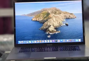 New Laptop Apple MacBook Pro 2018 32GB Intel Core i9 SSD 1T