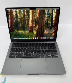 New Laptop Apple MacBook Air 2024 M3 13-inch 16GB Apple M3 SSD 256GB