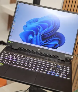 New Laptop Acer Predator Helios 300 16GB Intel Core i9 SSD 1T