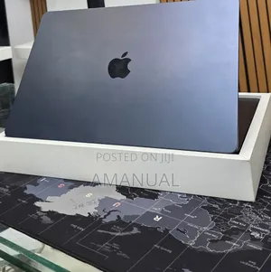 New Apple MacBook Air 2025 M4 15-inch 16GB Apple M4 Pro SSD 256GB